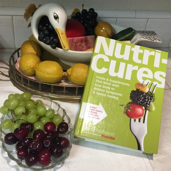 “NUTRI-CURES” FOOD HEALTH BOOK - Picture 1 of 9